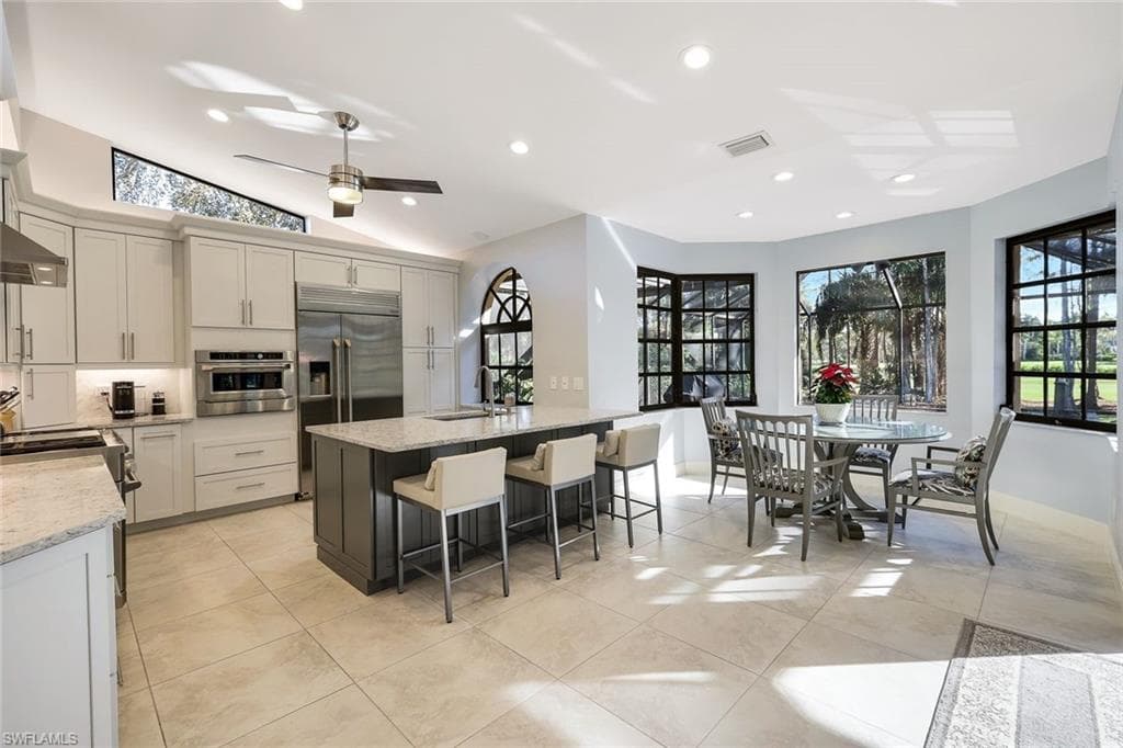 4556 Pond Apple DR N, NAPLES FL 34119-5
