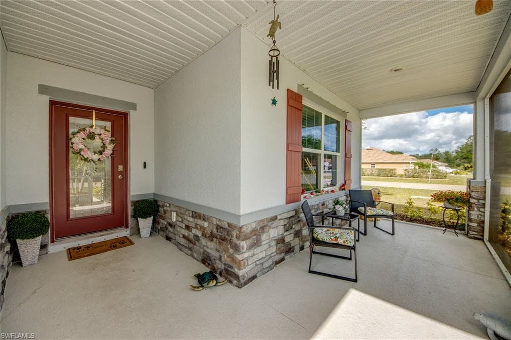 640 Encarnacion ST, PUNTA GORDA FL 33983-2