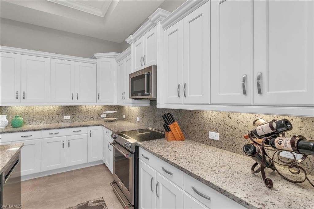 14812 Dockside LN, NAPLES FL 34114-11