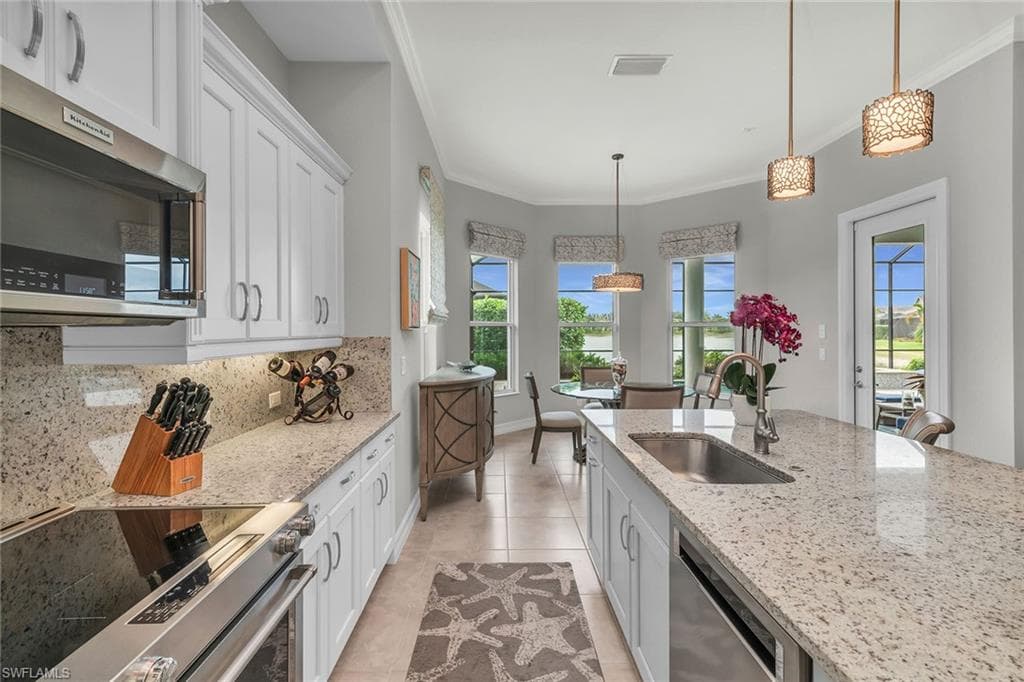 14812 Dockside LN, NAPLES FL 34114-13