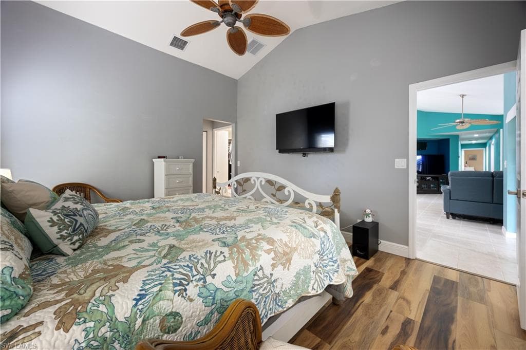 20052 Serene Meadow LN-26