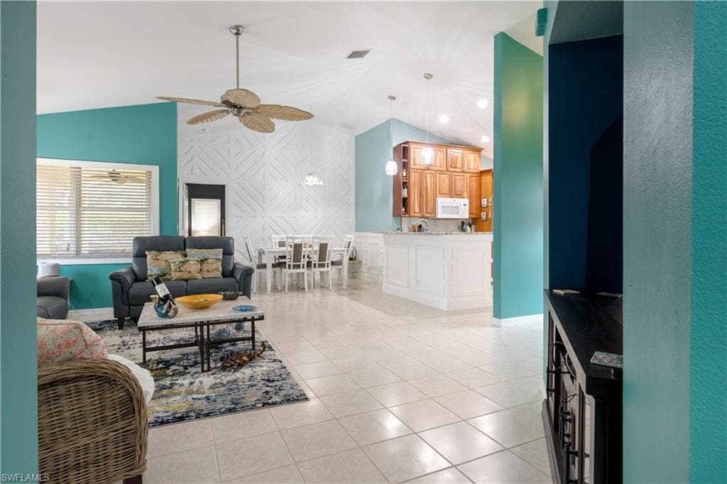 20052 Serene Meadow LN-13