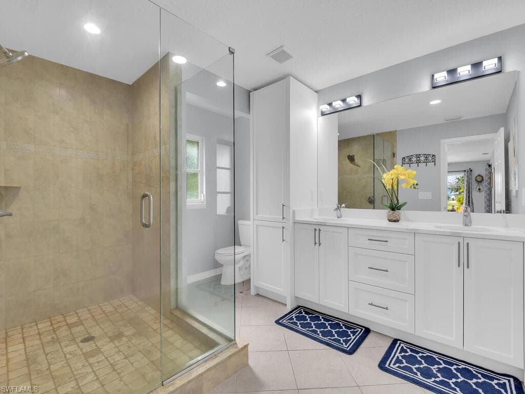 6156 Cocos DR, FORT MYERS FL 33908-19