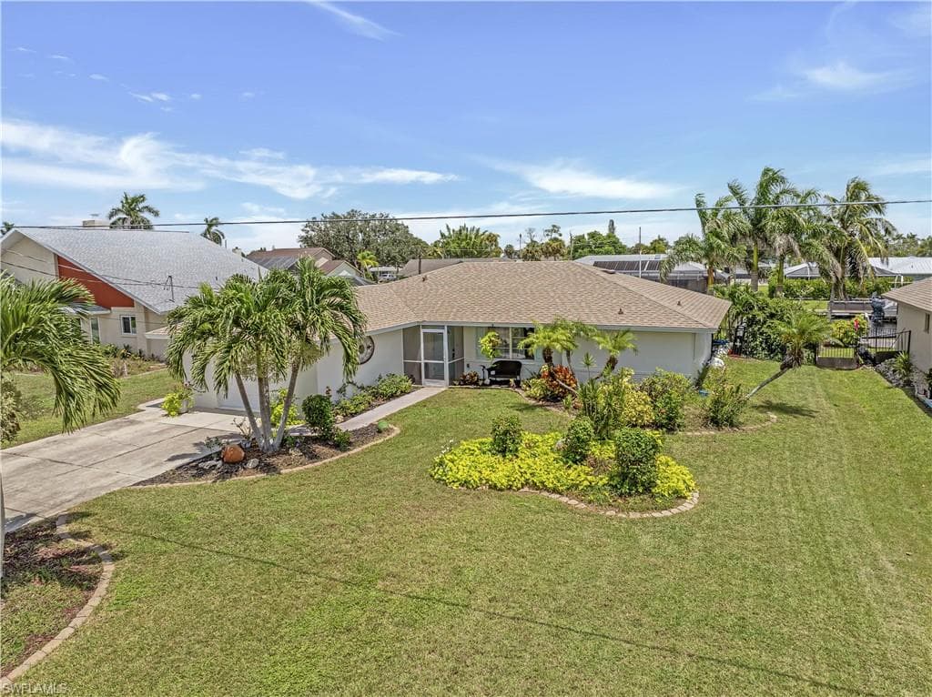 6156 Cocos DR, FORT MYERS FL 33908-29