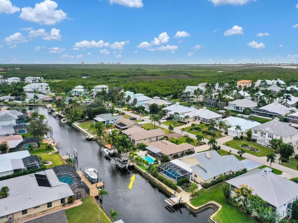 6156 Cocos DR, FORT MYERS FL 33908-38