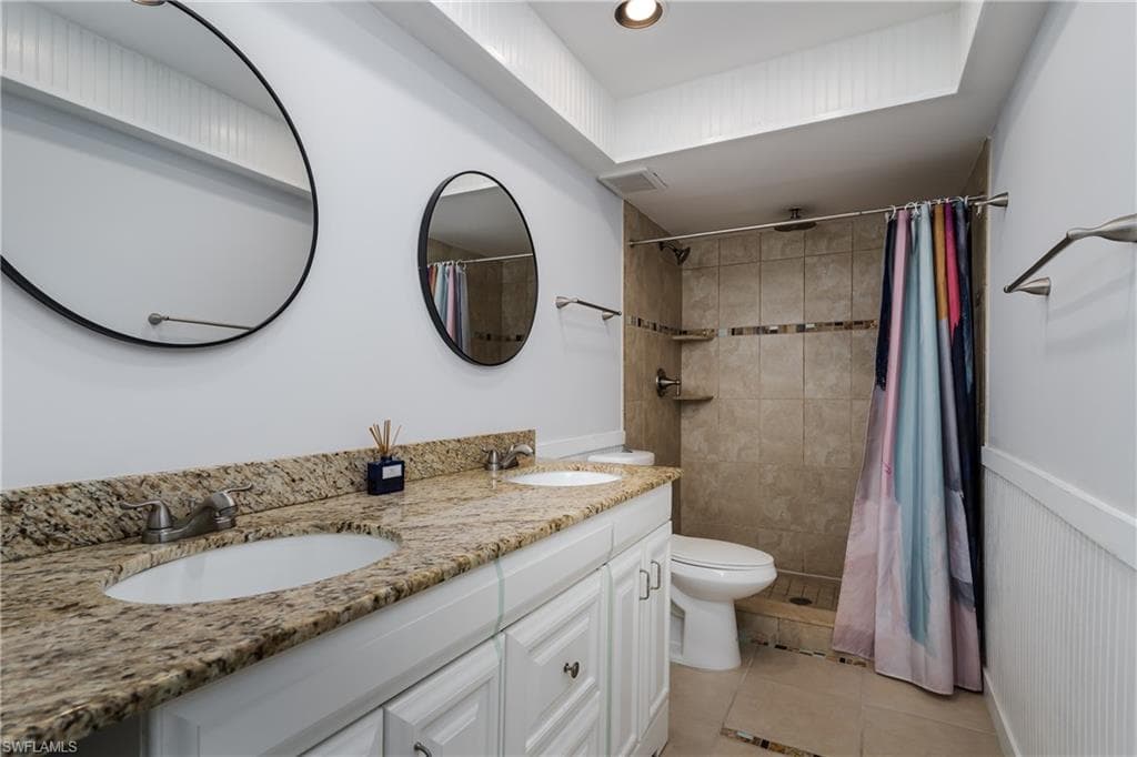 180 Cypress WAY E # B212, NAPLES FL 34110-25