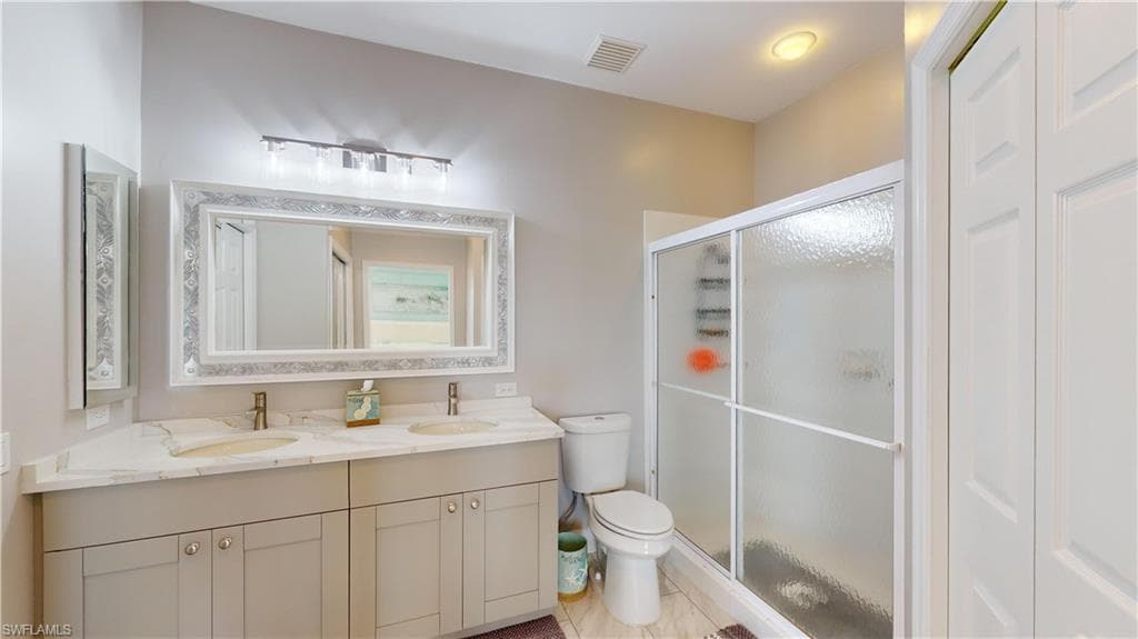 8797 E Bay CIR, FORT MYERS FL 33908-23