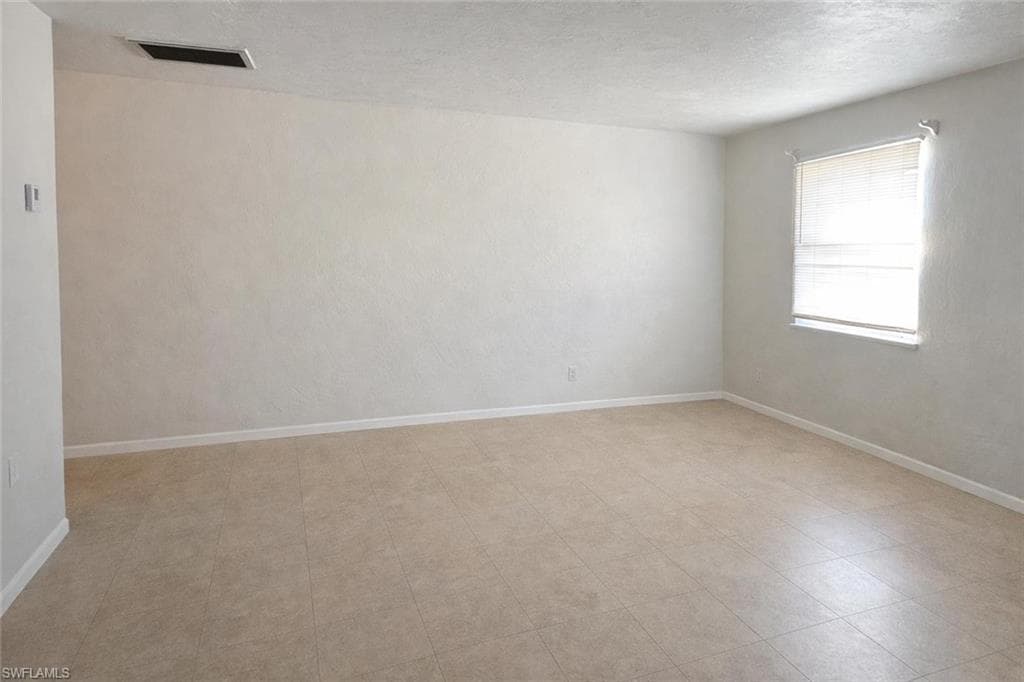 5402 Hardee ST, NAPLES FL 34113-2