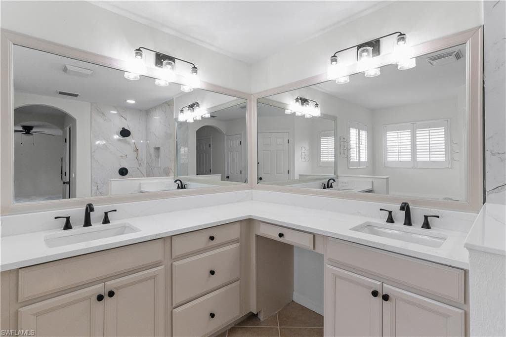 11519 Gainsborough WAY, LEHIGH ACRES FL 33971-17