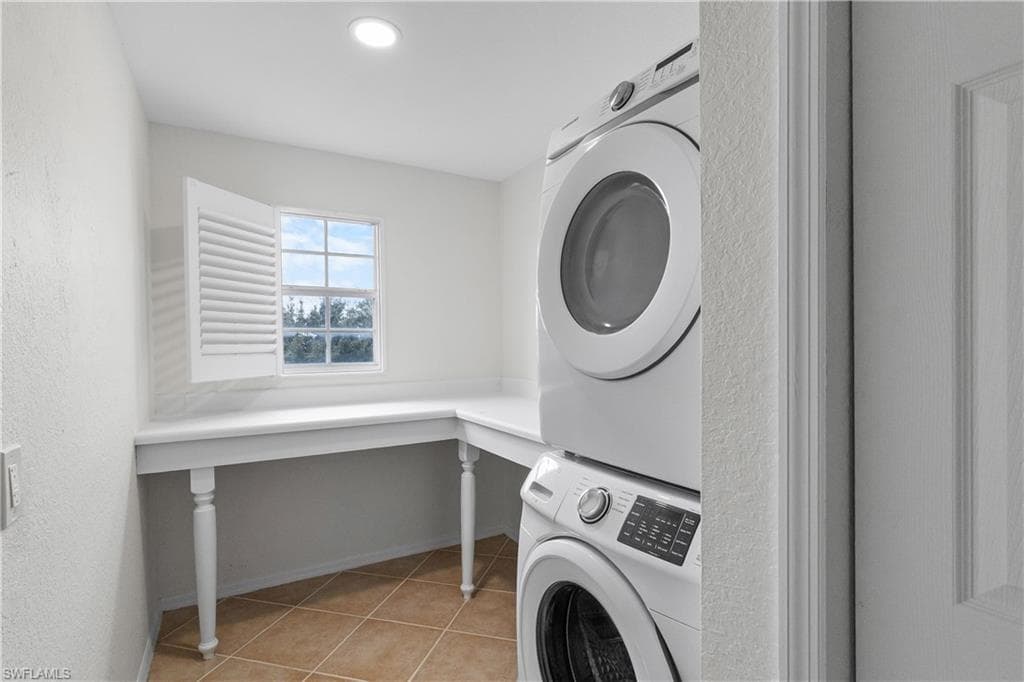 11519 Gainsborough WAY, LEHIGH ACRES FL 33971-14