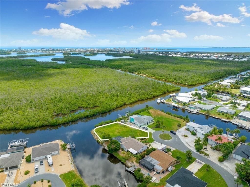 11485 Rebecca CIR, FORT MYERS BEACH FL 33931-4