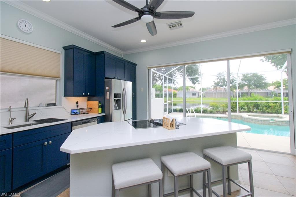 372 Mallory CT, NAPLES FL 34110-12