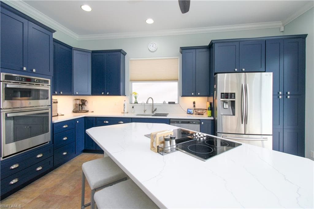 372 Mallory CT, NAPLES FL 34110-11