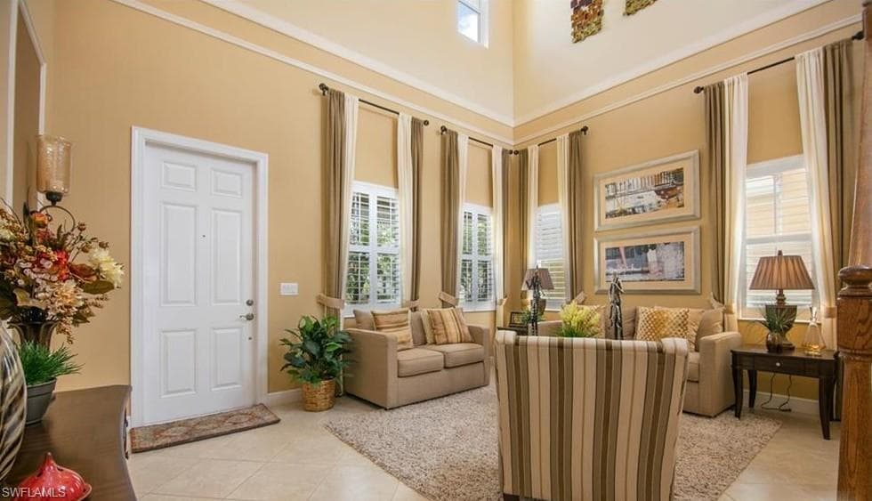 13644 Manchester LN, NAPLES FL 34109-6