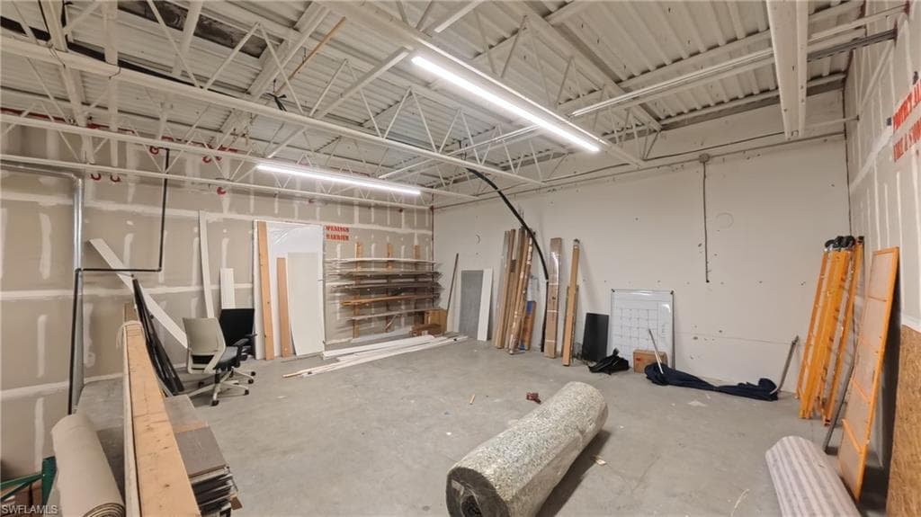 8821 Business Park DR # 406, FORT MYERS FL 33912-14