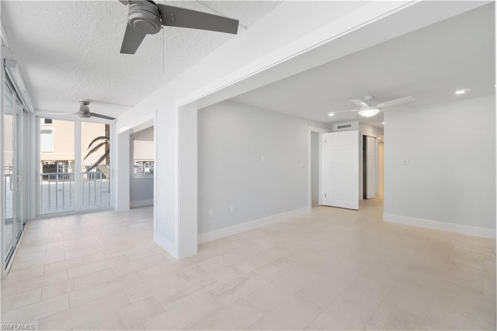25870 Hickory BLVD # 107, BONITA SPRINGS FL 34134-19