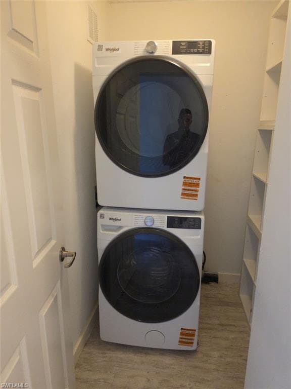 286 Leawood CIR, NAPLES FL 34104-17