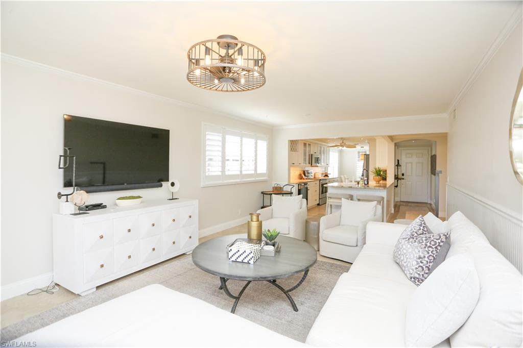 360 Horse Creek DR # 108, NAPLES FL 34110-45