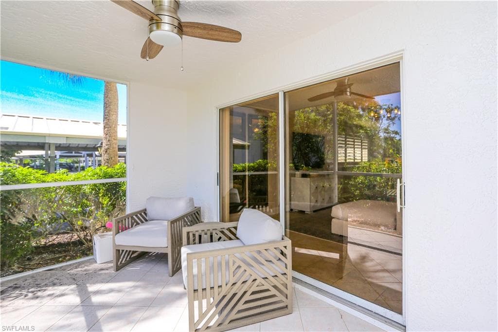 360 Horse Creek DR # 108, NAPLES FL 34110-17