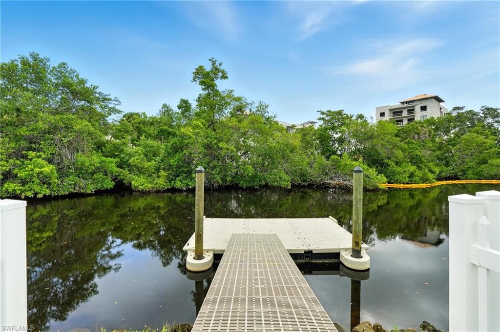 578 14th ST N, NAPLES FL 34102-22