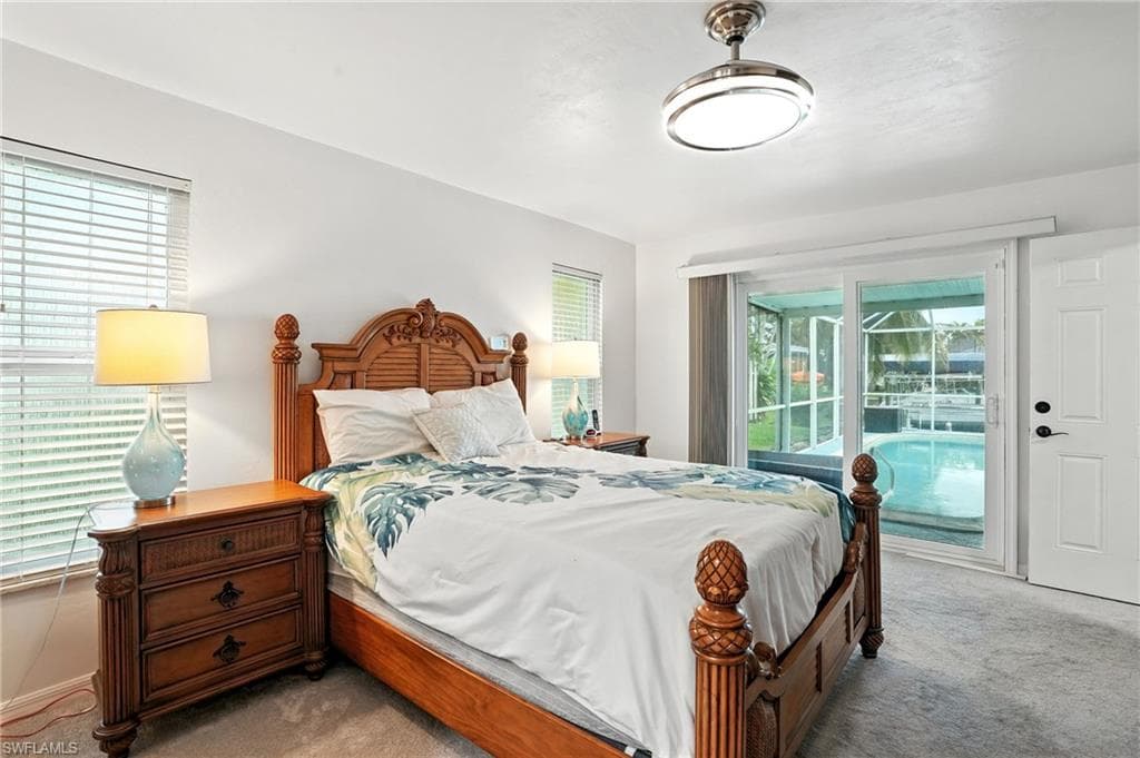 4558 Vinewood CIR, NORTH FORT MYERS FL 33903-25