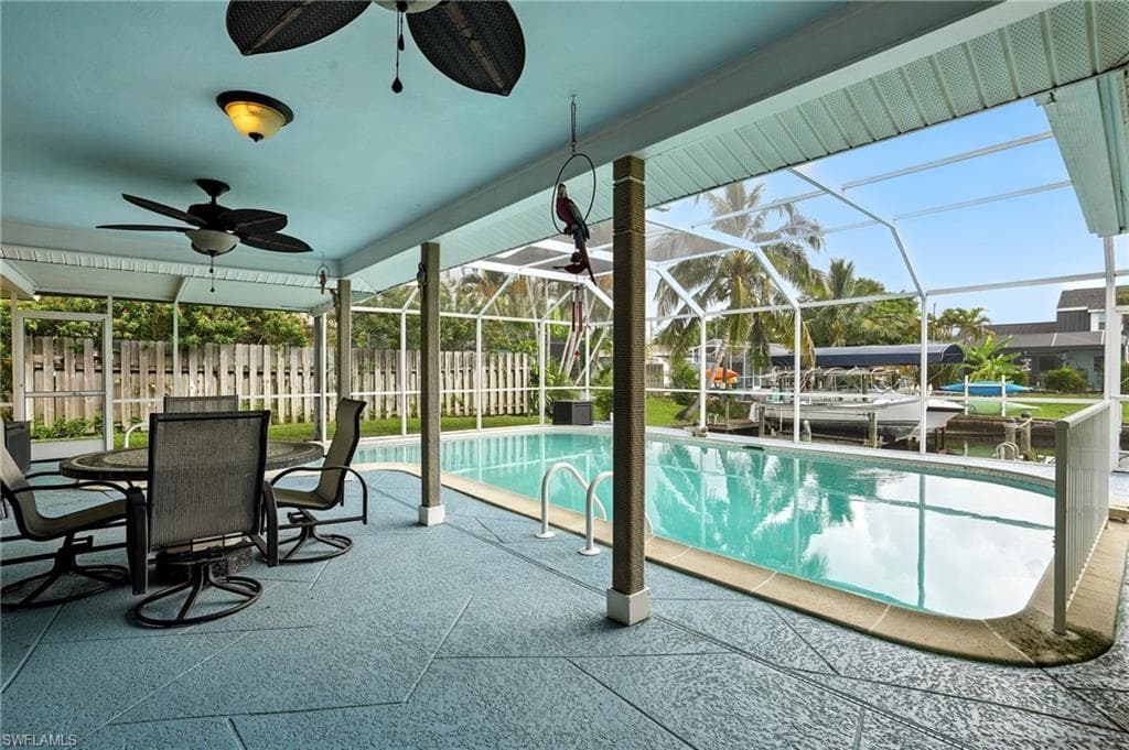 4558 Vinewood CIR, NORTH FORT MYERS FL 33903-35