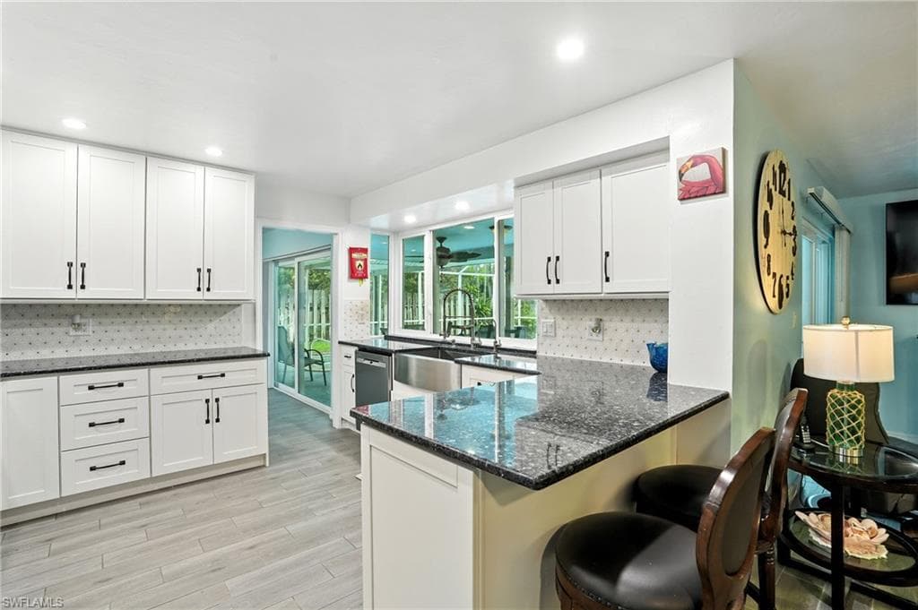 4558 Vinewood CIR, NORTH FORT MYERS FL 33903-13