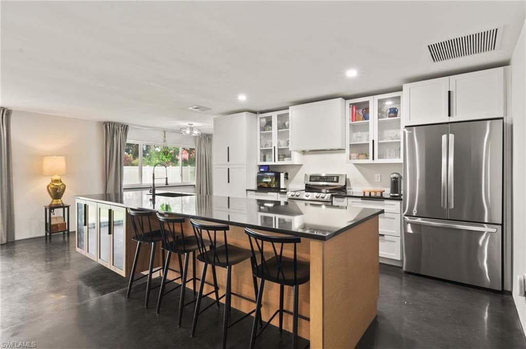 13764 River Forest DR, FORT MYERS FL 33905-2