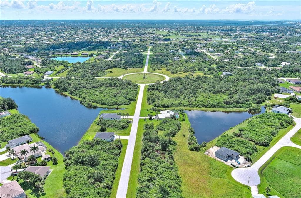 316 Sunset RD, ROTONDA WEST FL 33947-11