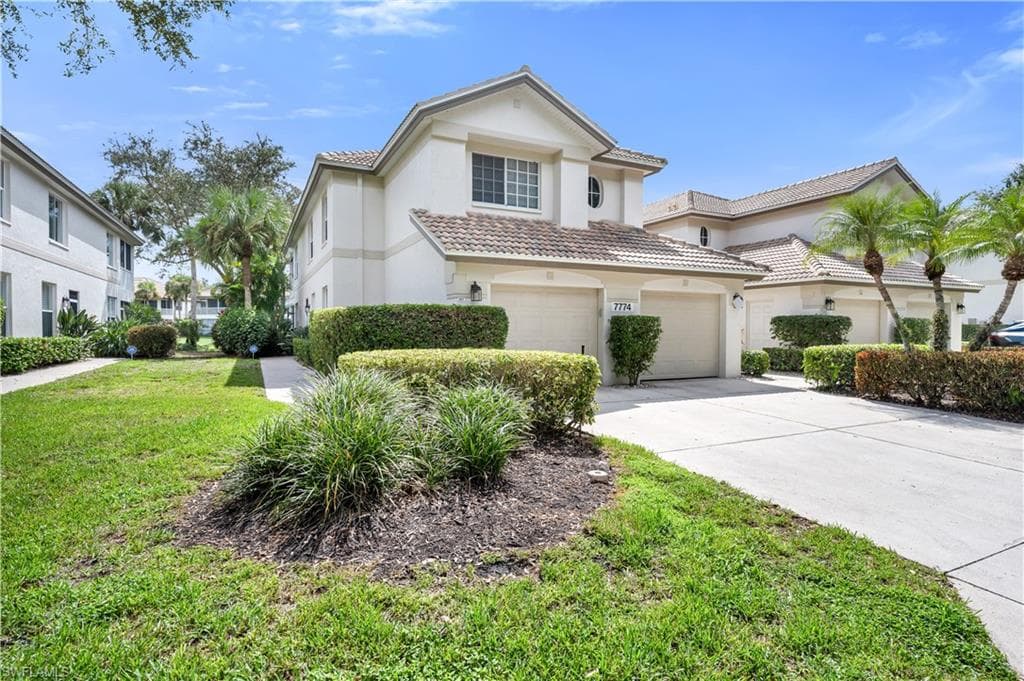 7774 Gardner DR # 101, NAPLES FL 34109-14