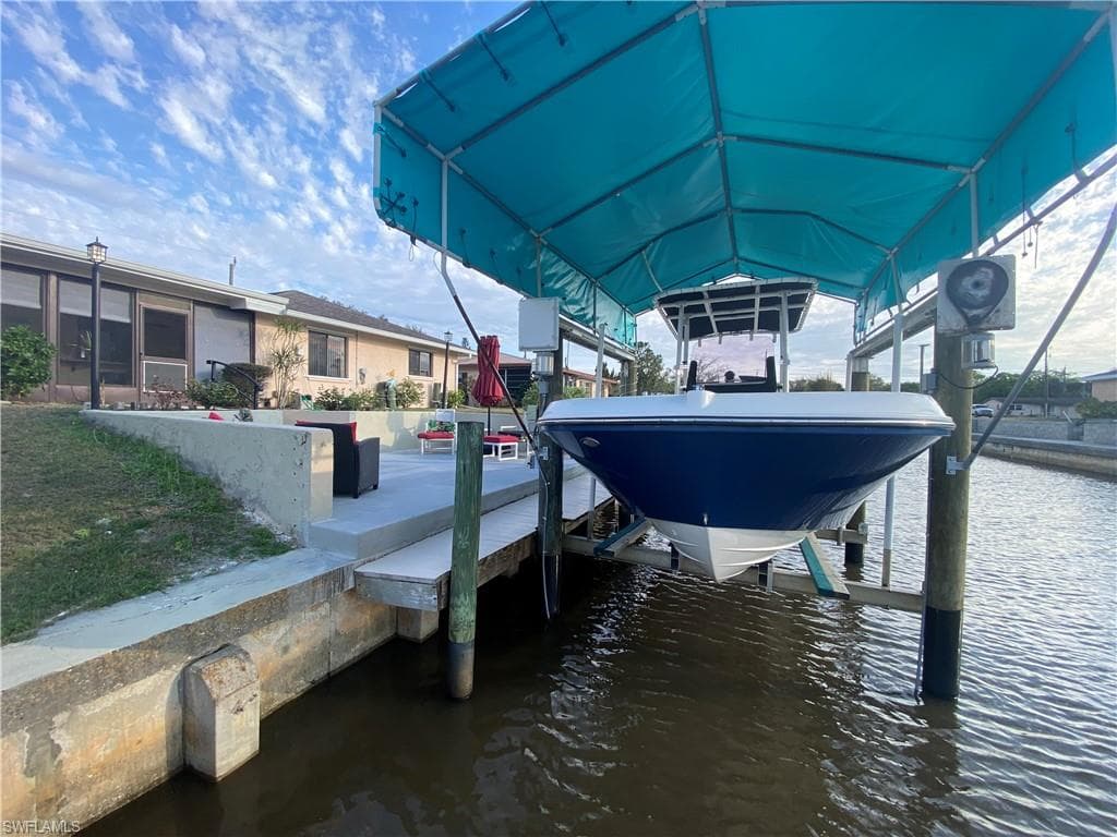 2029 Clarke AVE, FORT MYERS FL 33905-42
