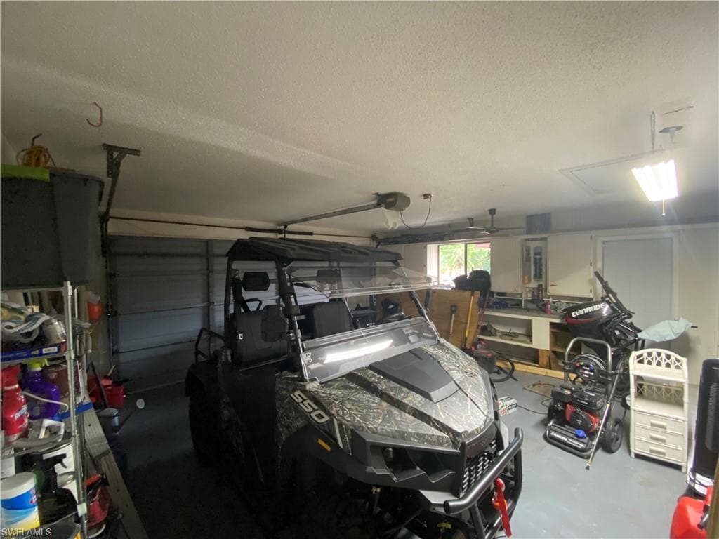 2029 Clarke AVE, FORT MYERS FL 33905-37