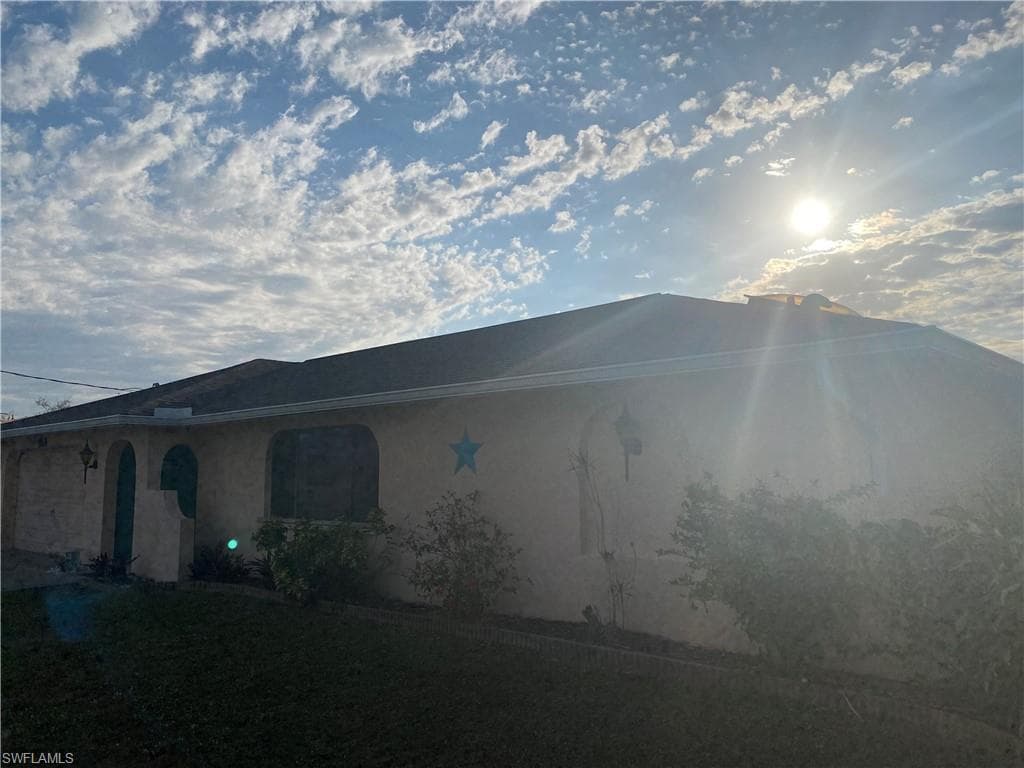 2029 Clarke AVE, FORT MYERS FL 33905-38