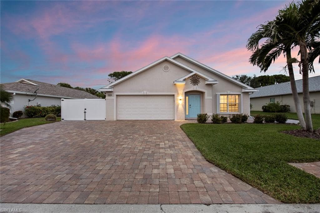15817 Beachcomber AVE, FORT MYERS FL 33908-1