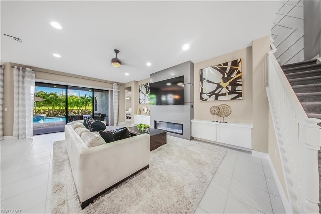 4036 Nova LN, NAPLES FL 34119-24