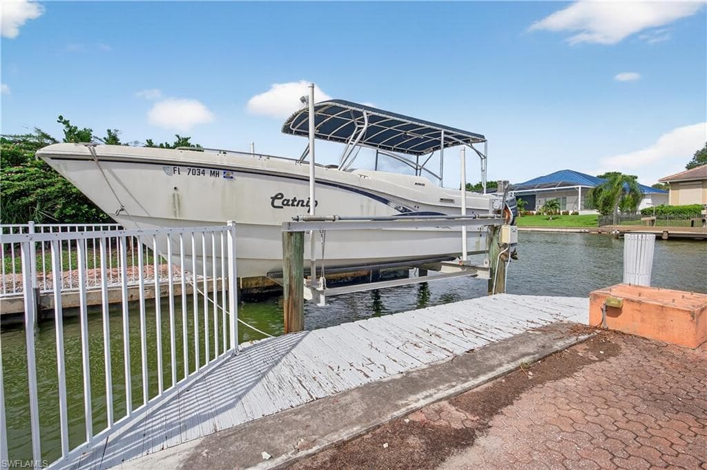 931 Scott DR-40