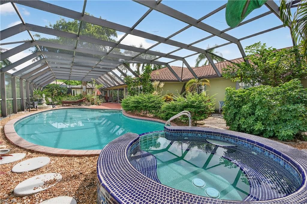 931 Scott DR-44