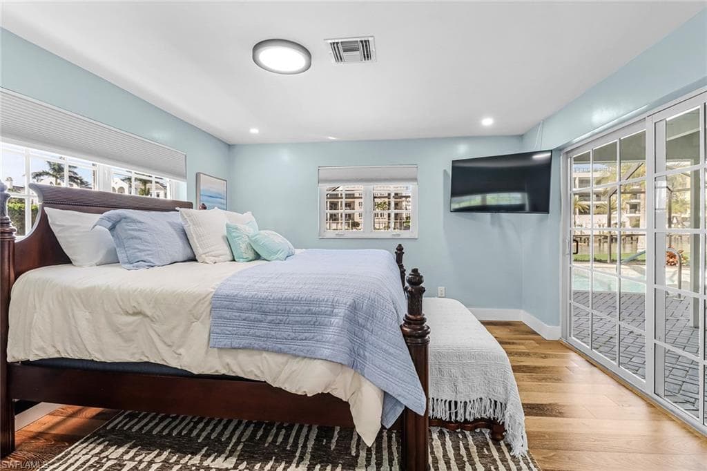 1823 Hurricane Harbor LN, NAPLES FL 34102-15