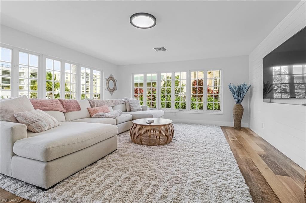 1823 Hurricane Harbor LN, NAPLES FL 34102-11