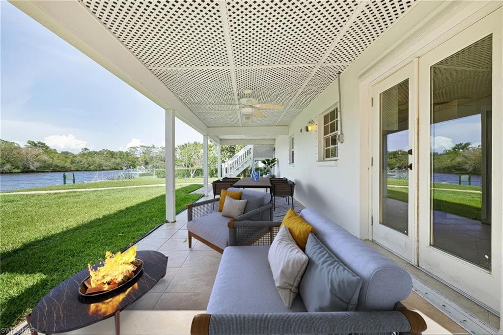 3968 Aloha LN, BONITA SPRINGS FL 34134-26