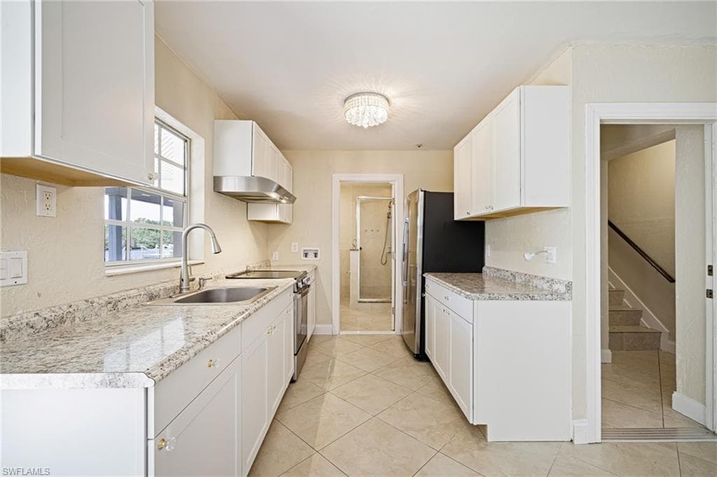 3968 Aloha LN, BONITA SPRINGS FL 34134-23