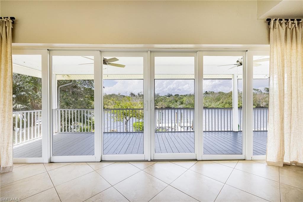 3968 Aloha LN, BONITA SPRINGS FL 34134-37