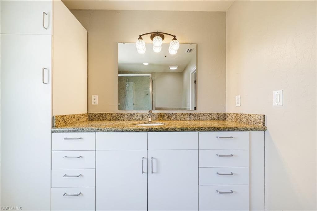 3968 Aloha LN, BONITA SPRINGS FL 34134-32