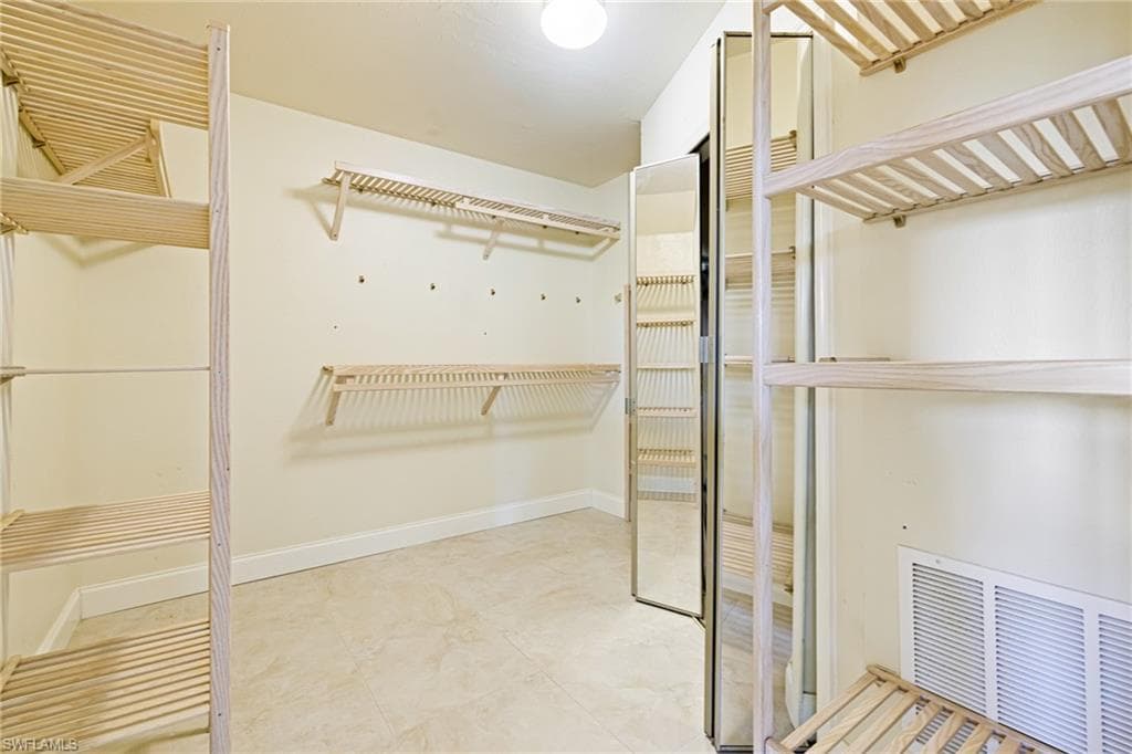 3968 Aloha LN, BONITA SPRINGS FL 34134-34