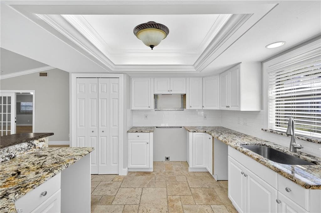 10735 Clementine PL, NORTH FORT MYERS FL 33917-12