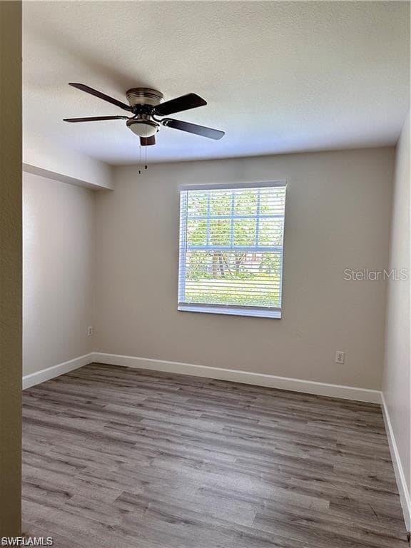 7915 Preserve CIR # 214, NAPLES FL 34119-13