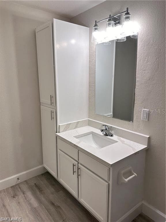 7915 Preserve CIR # 214, NAPLES FL 34119-17