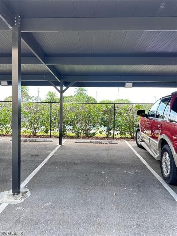 7915 Preserve CIR # 214, NAPLES FL 34119-28