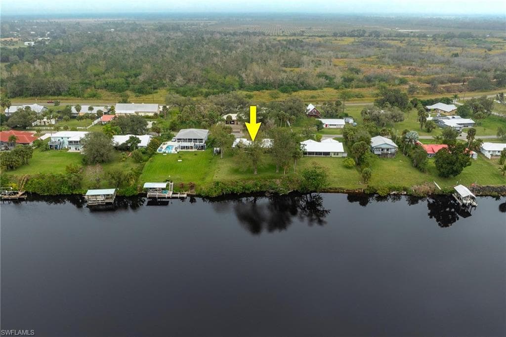 3145 Shell LN, FORT DENAUD FL 33935-31