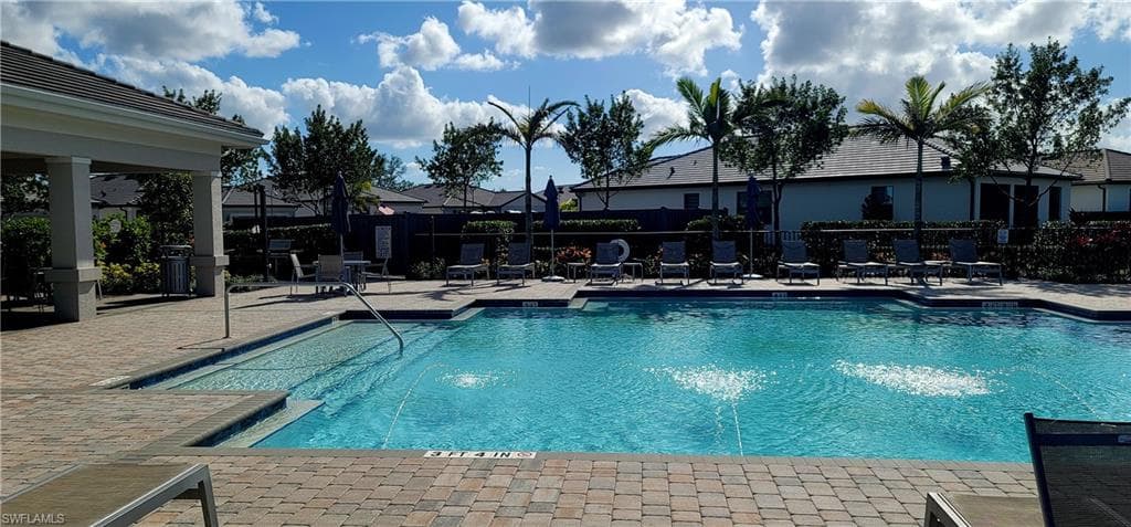 2045 Yellowfin CIR W, NAPLES FL 34114-22